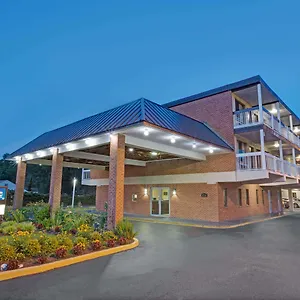 Hotel Travelodge By Wyndham Colonial Area